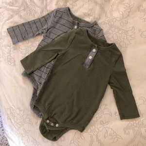 Baby Long Sleeve bodysuits (set of 2)